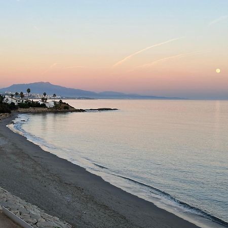 Beachfront, Top Floor Corner 2-Bed, Estepona Paseo Apartment Exterior foto